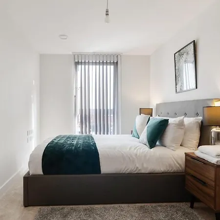 Beautiful 2 Bed In A Converted Mill