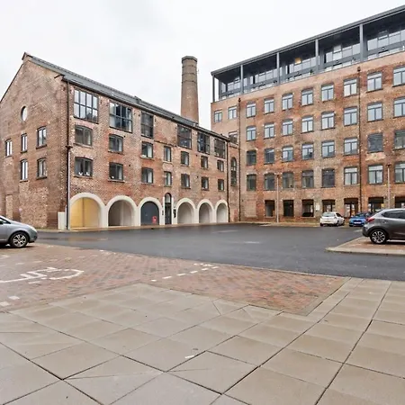 شقة Beautiful 2 Bed In A Converted Mill ليدز