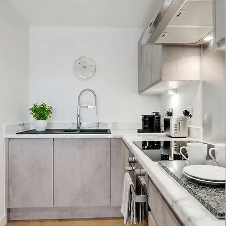 Beautiful 2 Bed In A Converted Mill