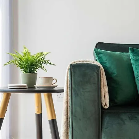 Beautiful 2 Bed In A Converted Mill